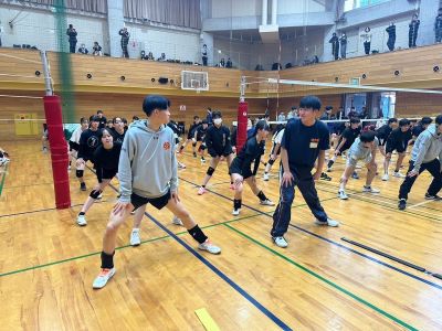 男子バレーボール部 中学生イベントを実施しました | お知らせ | 神戸