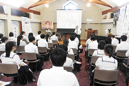 平和教育 アンネのバラの教会